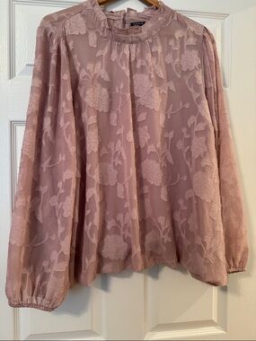 Torrid Dusty Rose Floral Embroidered Blouse